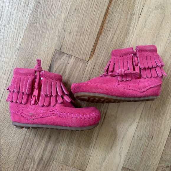 Minnetonka pink boots - Picture 2 of 8